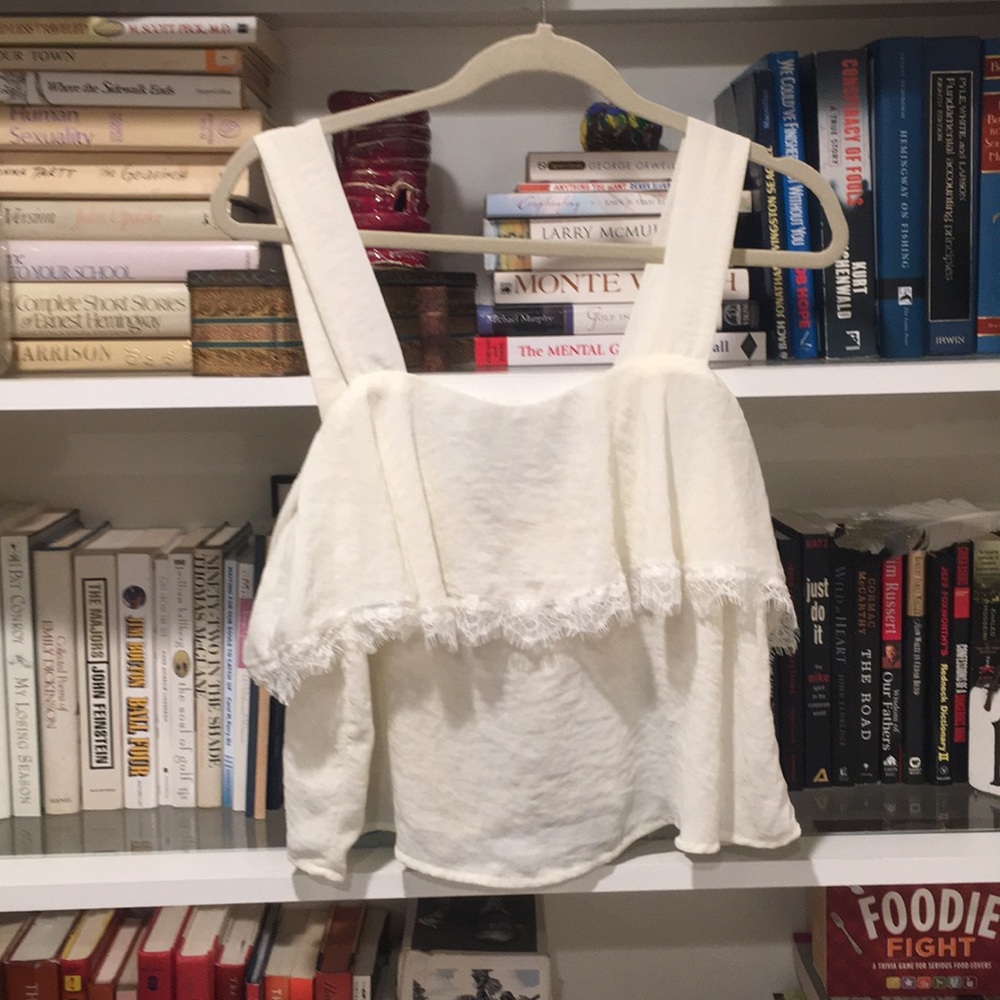 Cropped Tank with lace detail